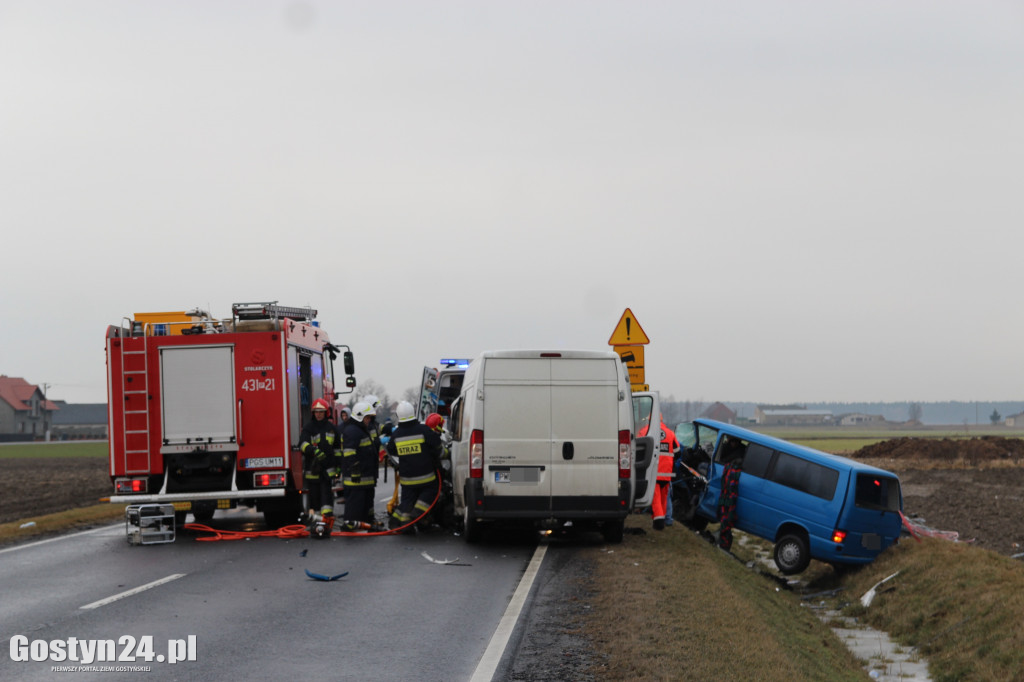 Zderzenie busów przed Hersztupowem