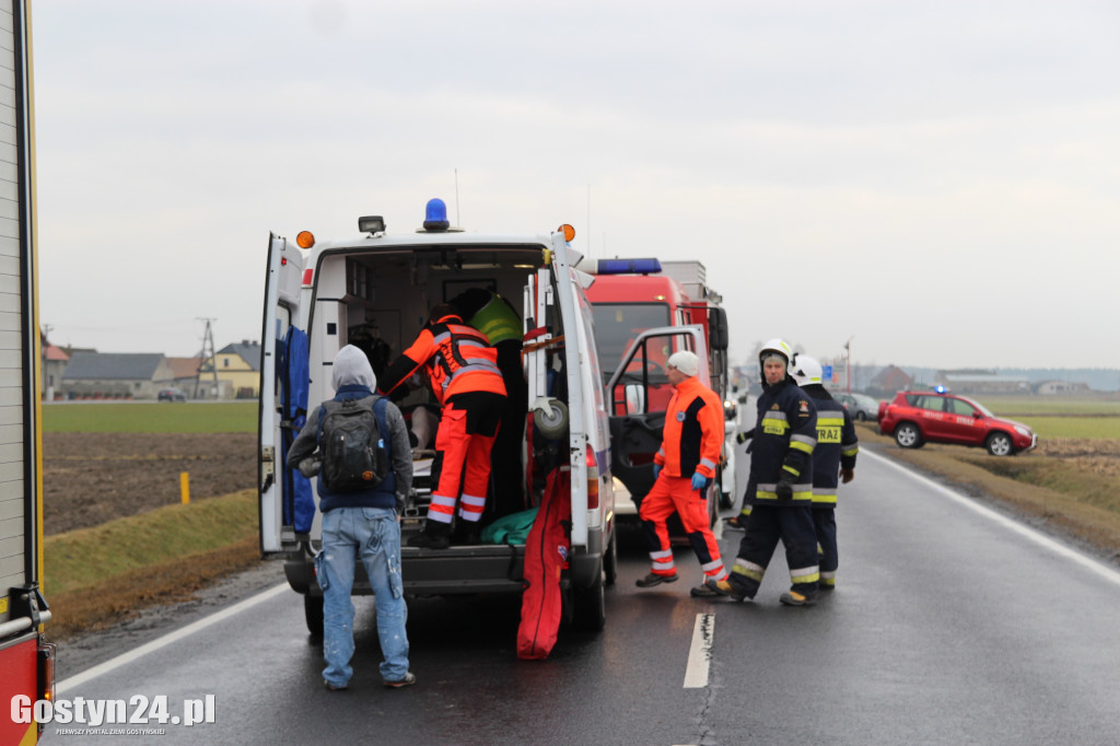 Zderzenie busów przed Hersztupowem