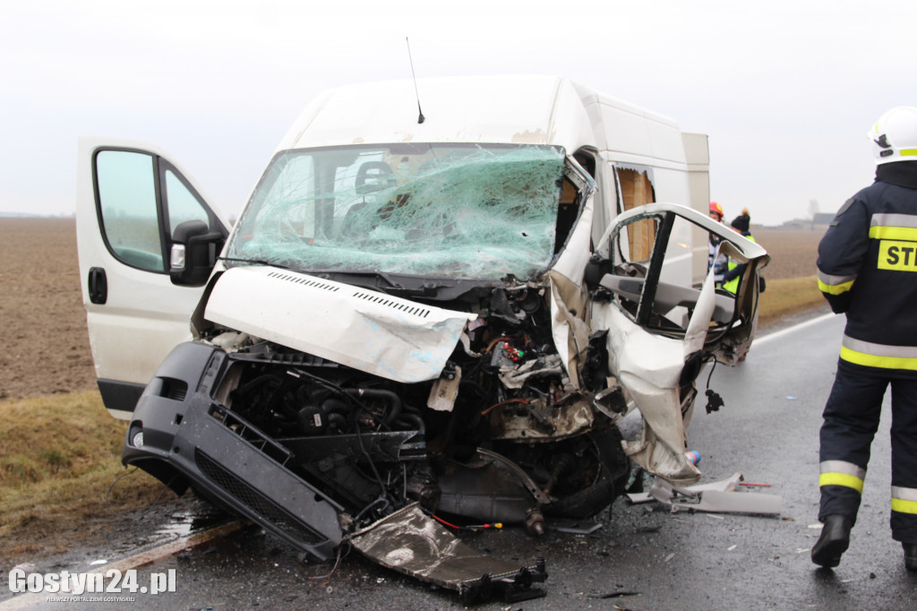 Zderzenie busów przed Hersztupowem