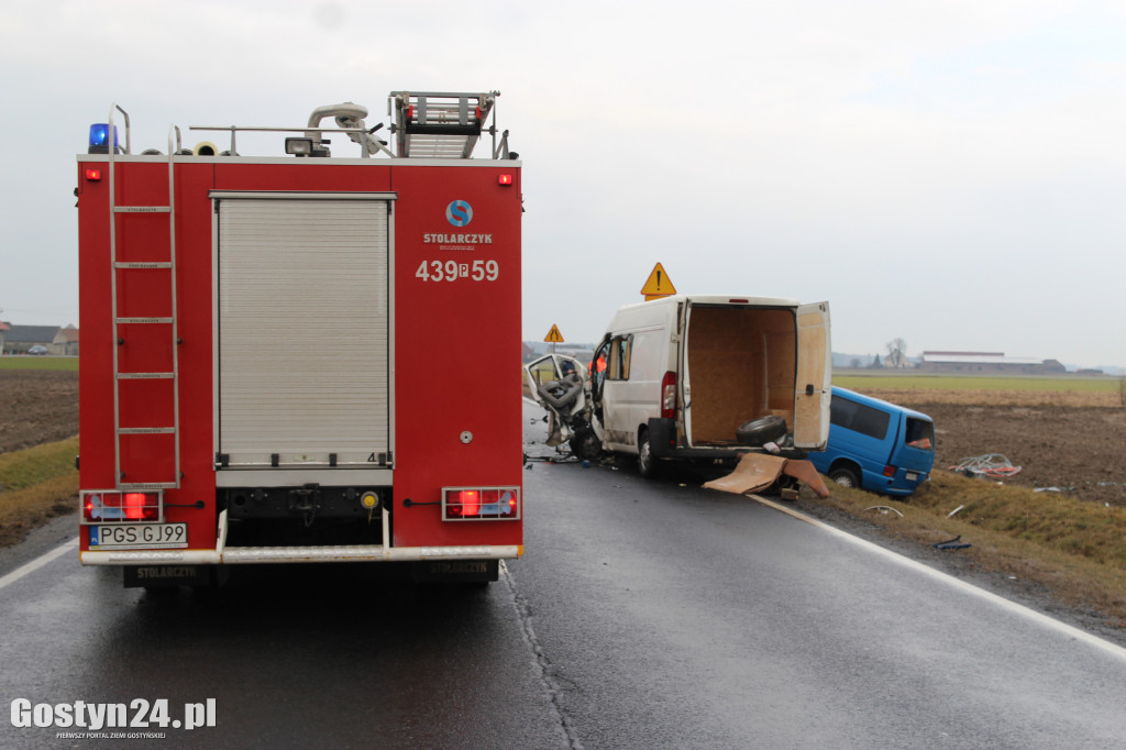 Zderzenie busów przed Hersztupowem
