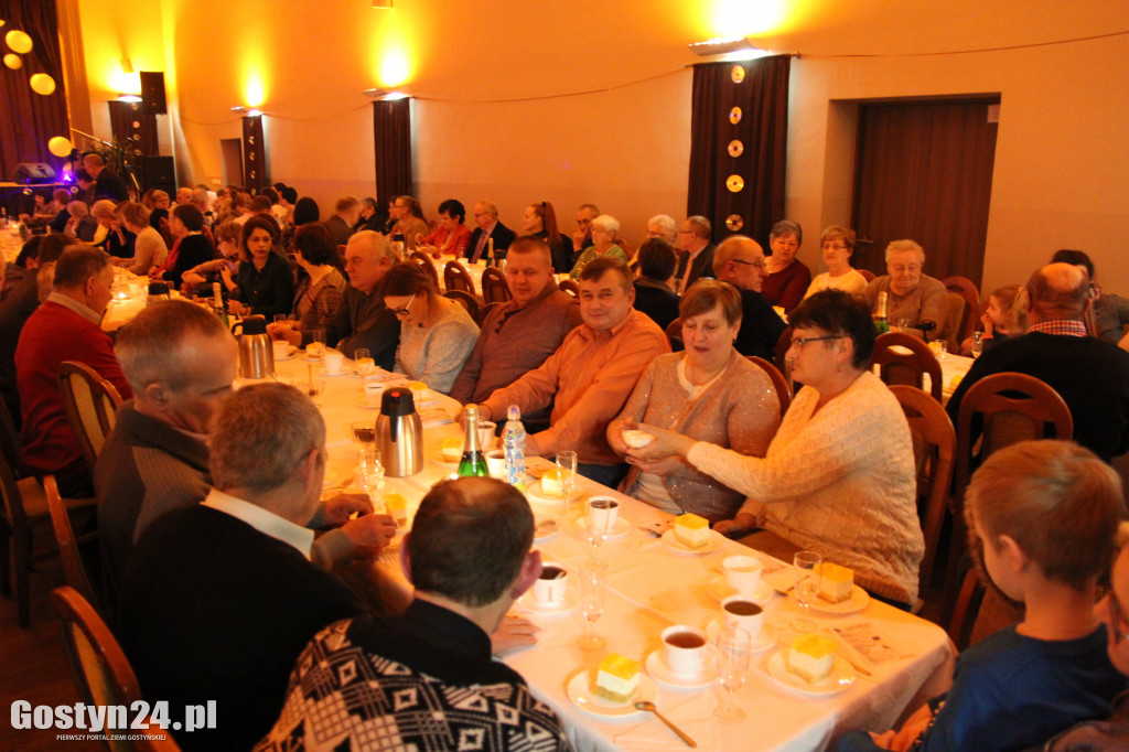 Elvis Presley zaśpiewał w Dniu Kobiet