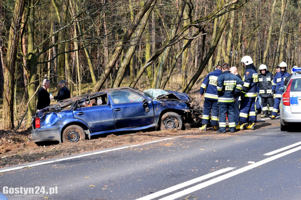 10-letni chłopiec z ojcem poszkodowani w wypadku