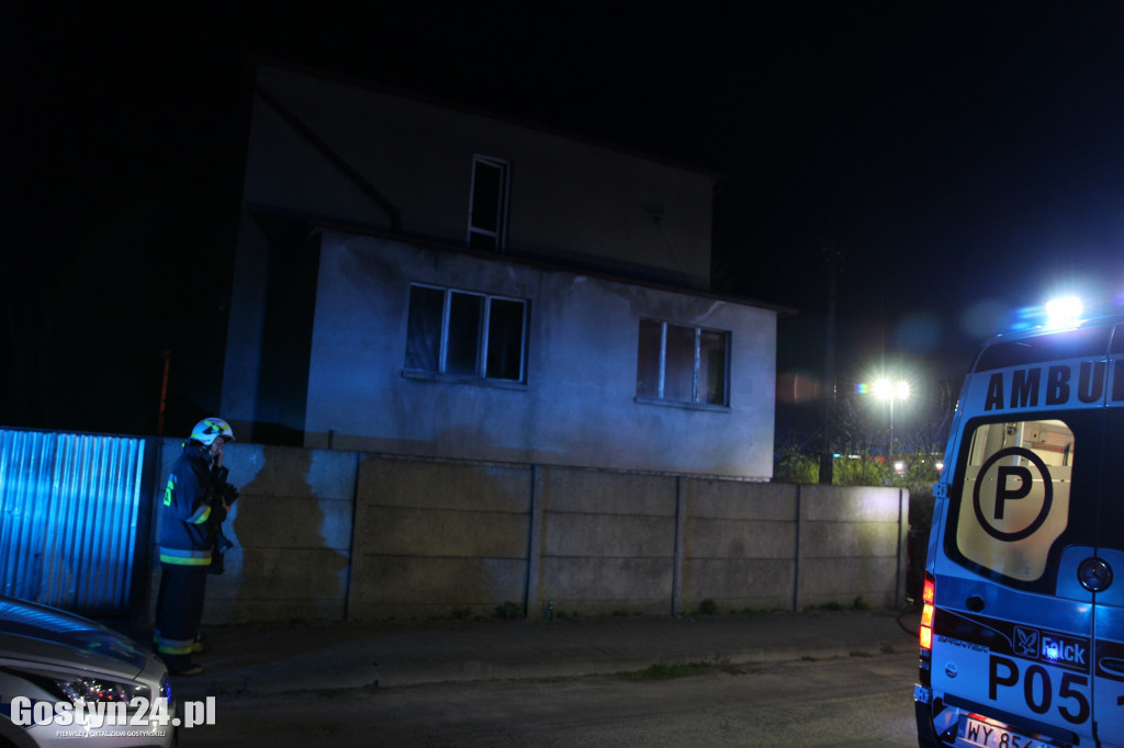 Tragiczny pożar domu, zginęła 60-letnia kobieta