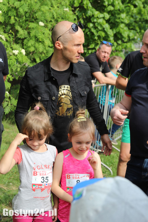 Mezo zaśpiewał i pobiegł w Borku Wlkp