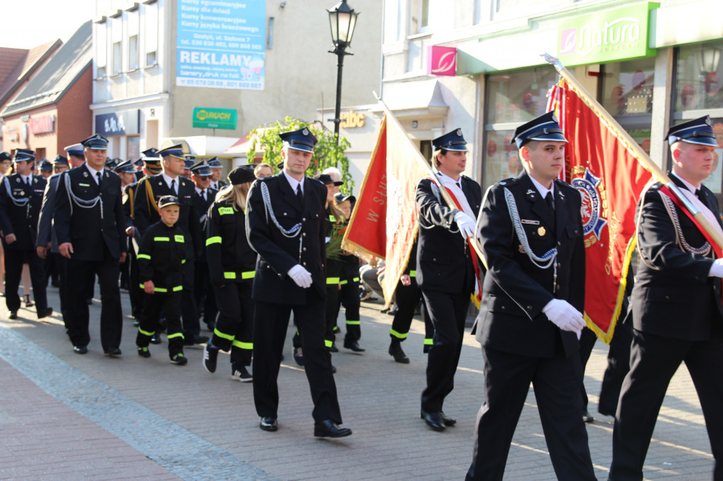 Strażacy przeszli ulicami Gostynia