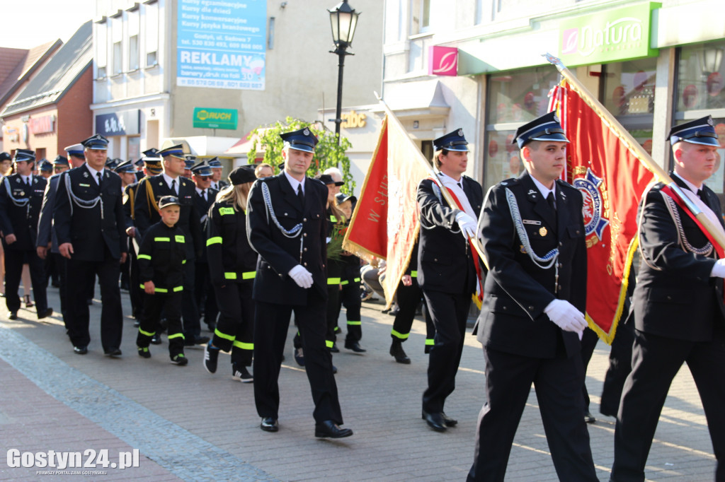 Strażacy przeszli ulicami Gostynia