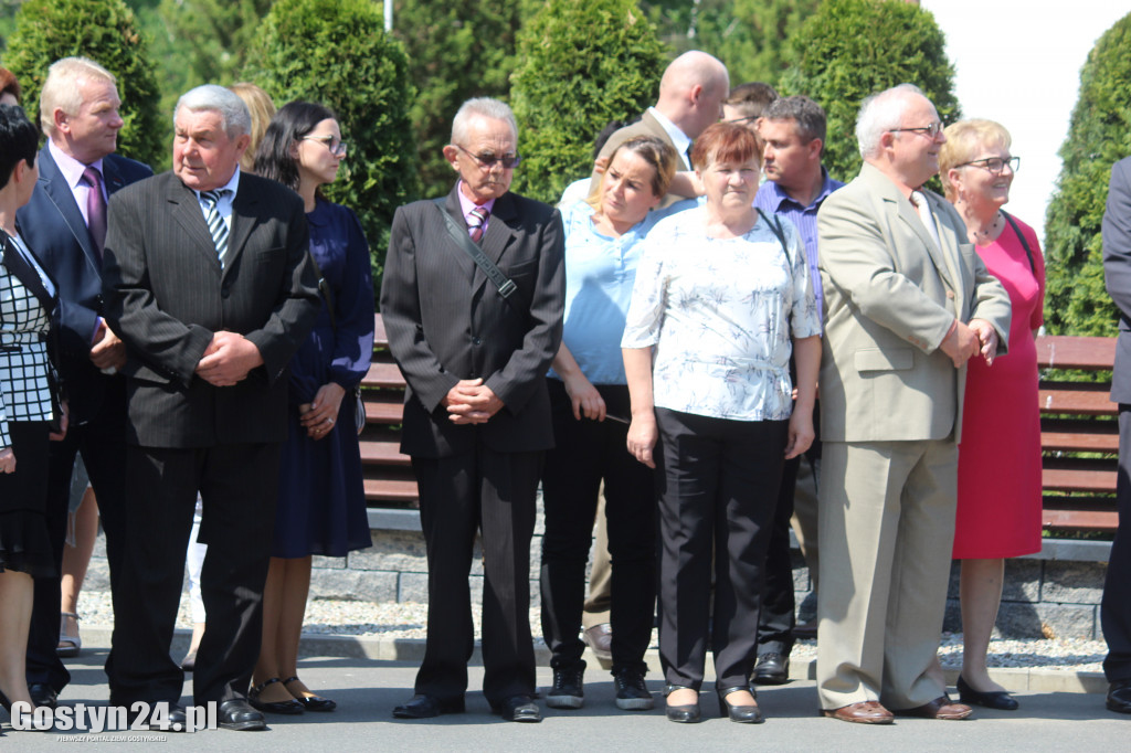 Odsłonięcie tablicy Władysława Kasprzaka w Piaskach
