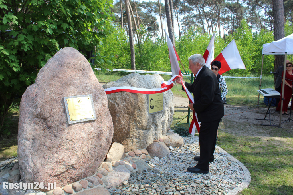 Odsłonięcie tablicy Władysława Kasprzaka w Piaskach