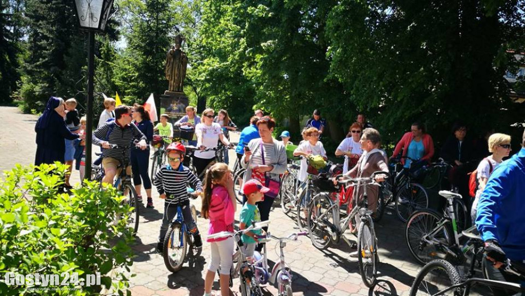 Święcenie rowerów i rajd TR Piaski