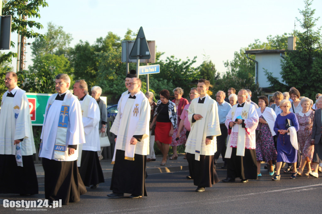 Procesja fatimska ulicami Gostynia