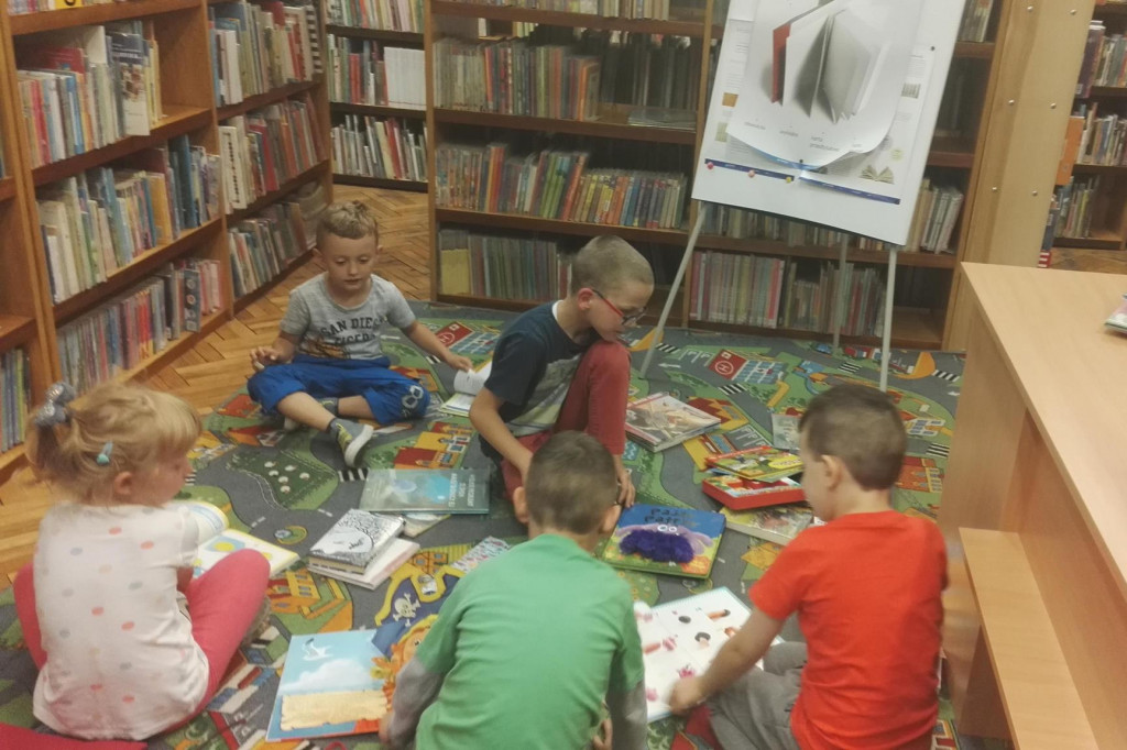 Kamishibai i eksperymenty w bibliotece