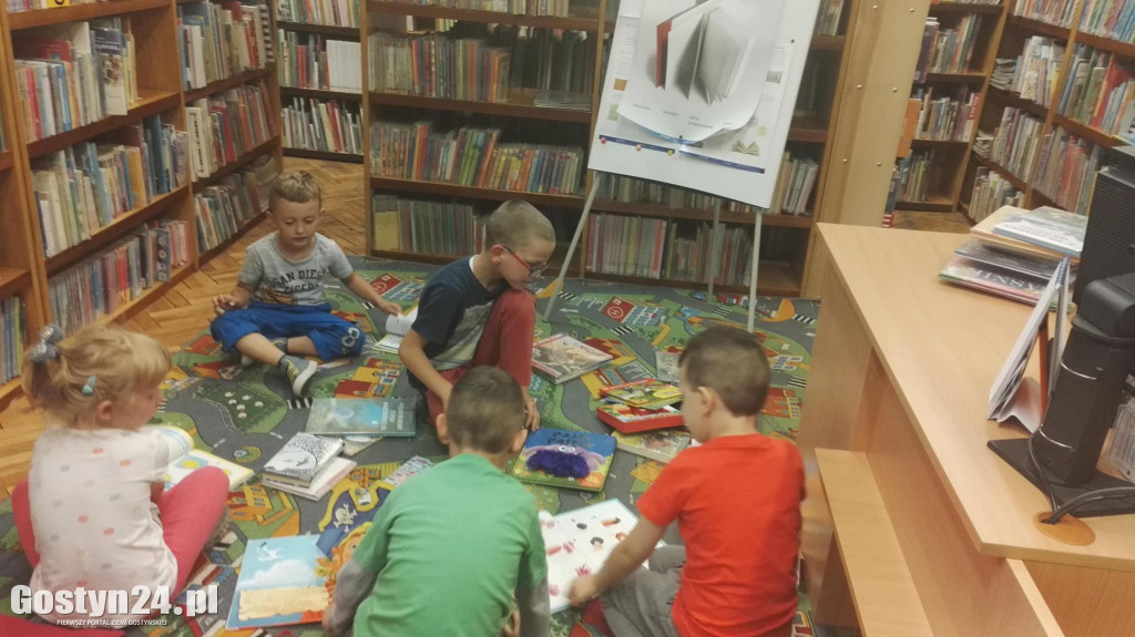 Kamishibai i eksperymenty w bibliotece