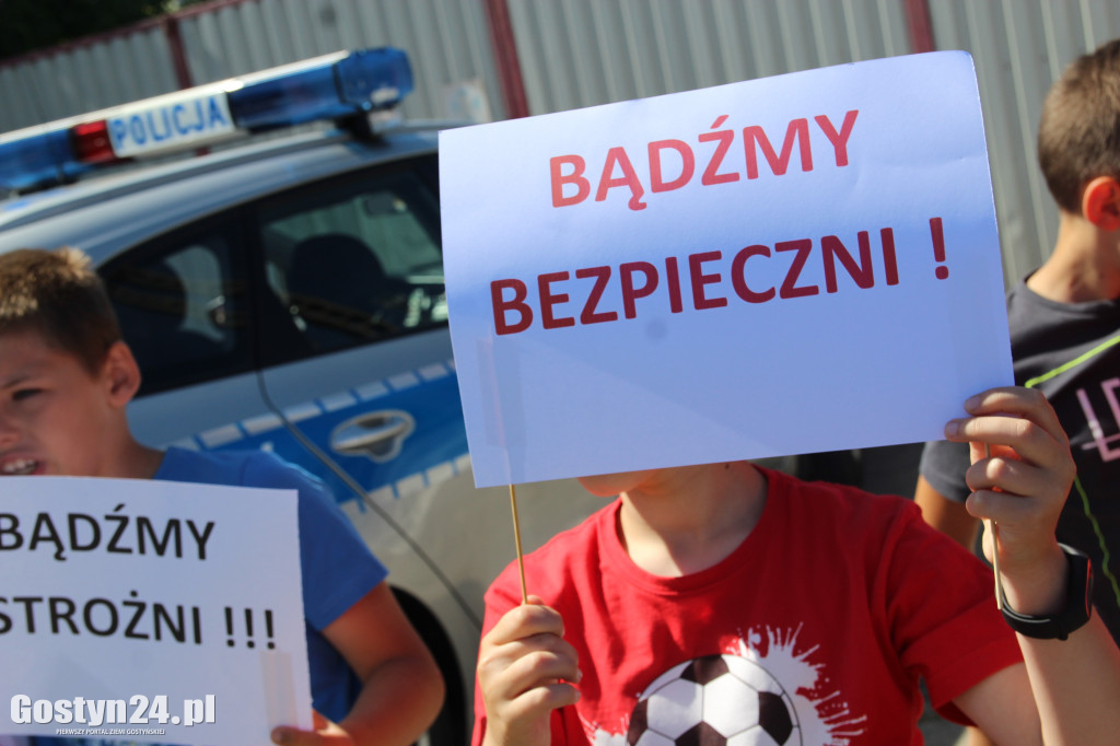 Uczniowie zwracali uwagę na prawa pieszych