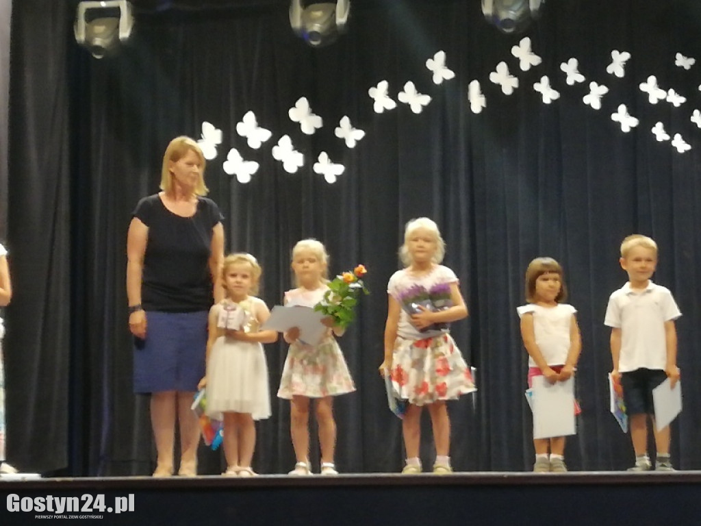 Zakończenie roku szkolnego w szkole Helen Doron w Gostyniu
