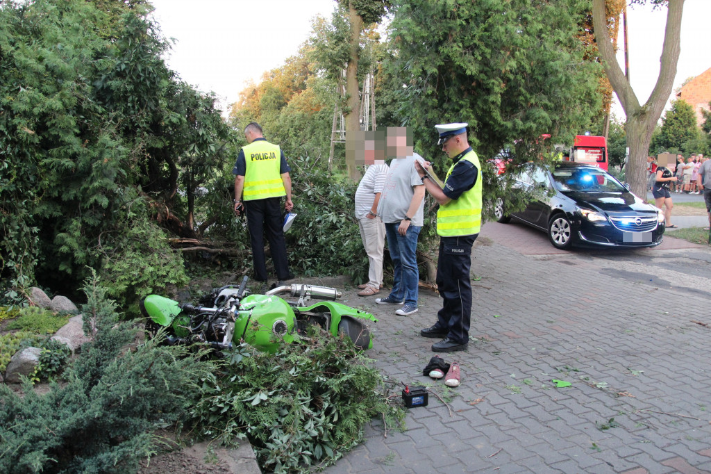 Wypadek motocyklisty w Pępowie