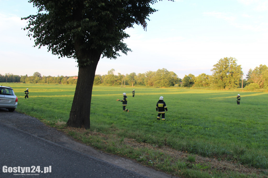 Wypadek motocyklisty w Pępowie