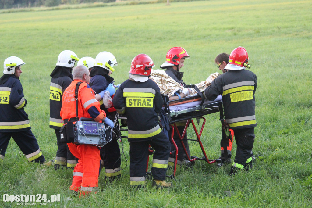 Wypadek motocyklisty w Pępowie