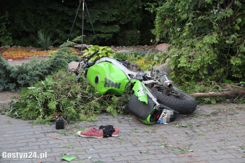 Wypadek motocyklisty w Pępowie