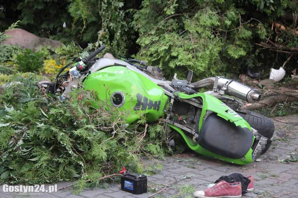 Wypadek motocyklisty w Pępowie