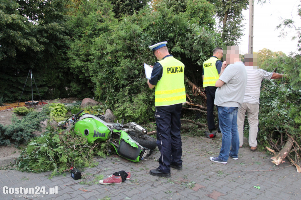 Wypadek motocyklisty w Pępowie