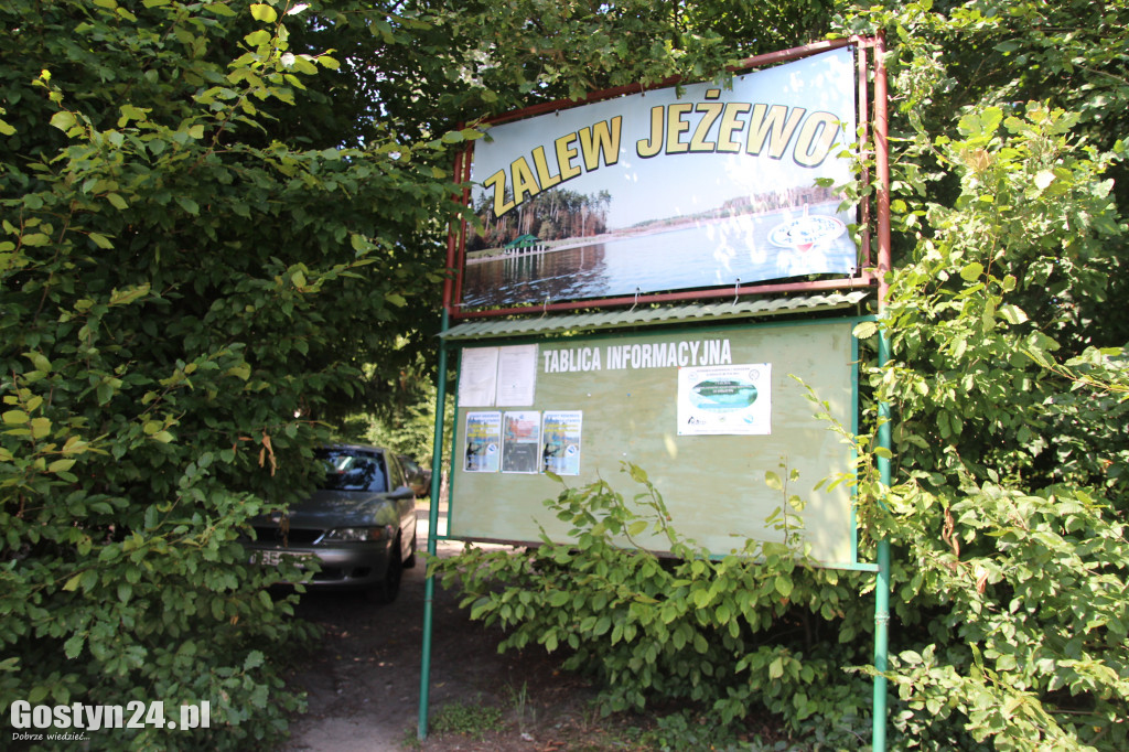 Zawody wędkarskie w Jeżewie