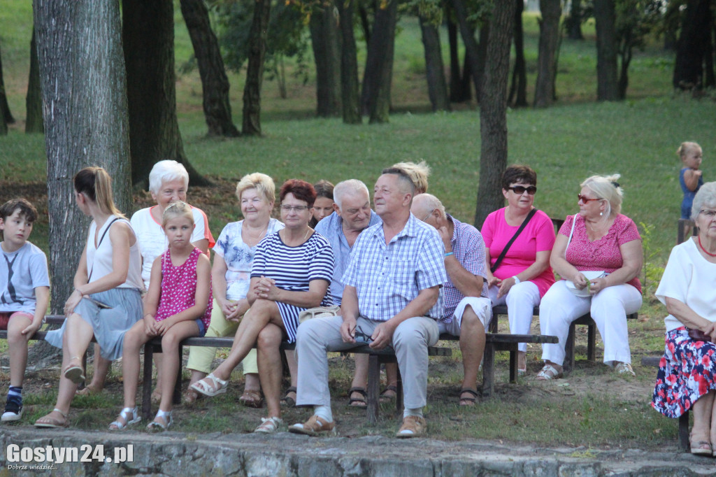 Od czardasza do kankana w parku miejskim
