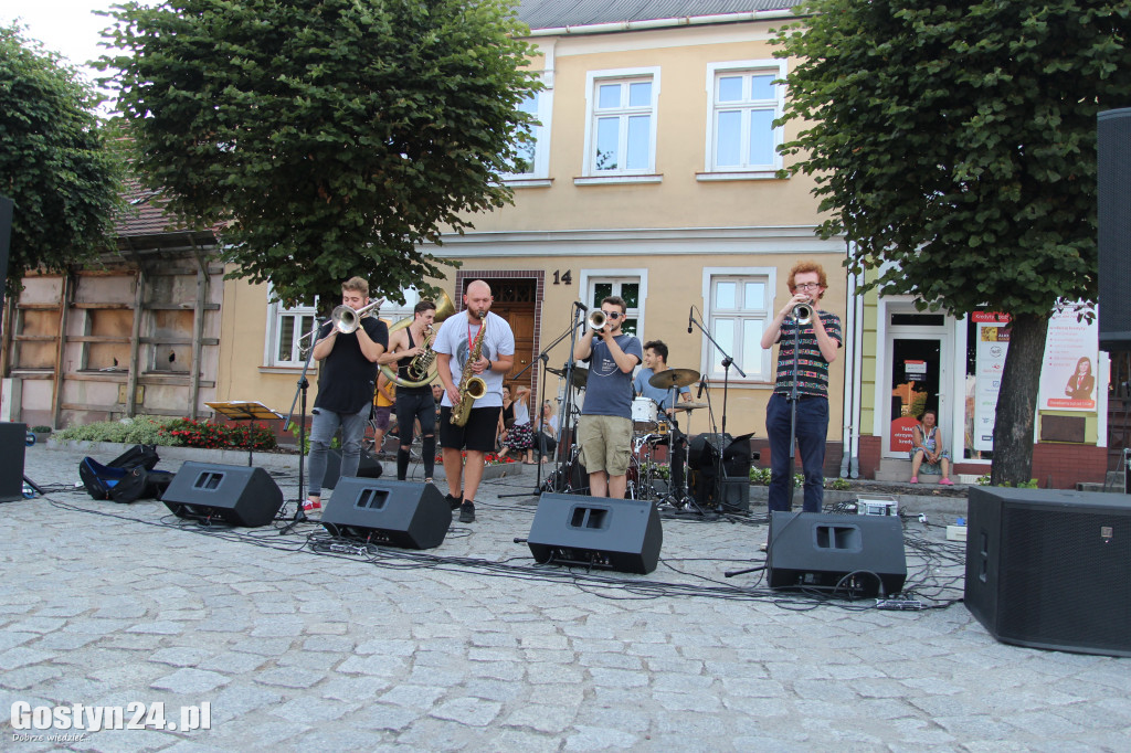 Koncert Parnas Brass Band i kapeli EKA