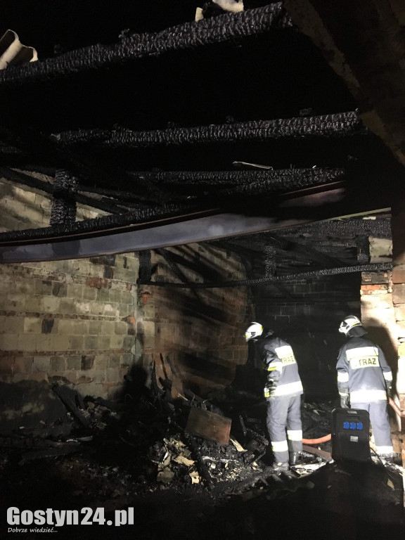 Pożar boksów garażowych w Sułkowicach