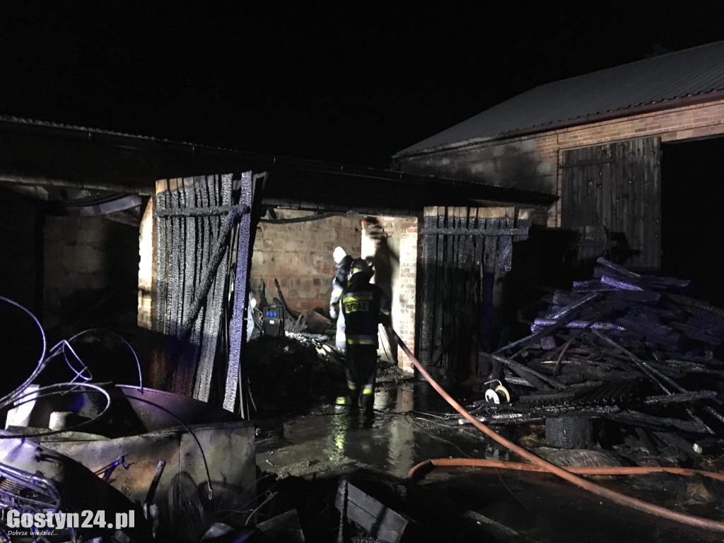 Pożar boksów garażowych w Sułkowicach