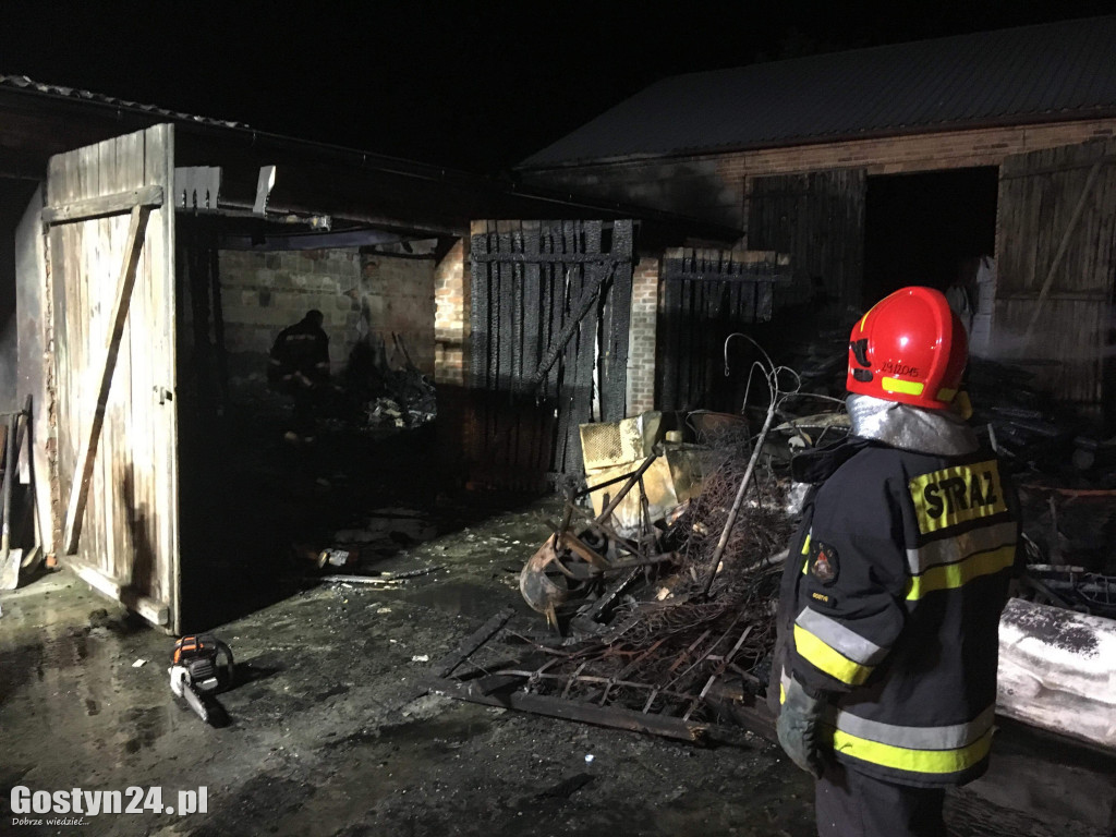 Pożar boksów garażowych w Sułkowicach