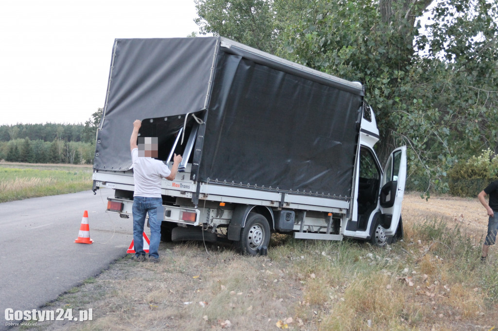 Wypadek dostawczego Peugeota