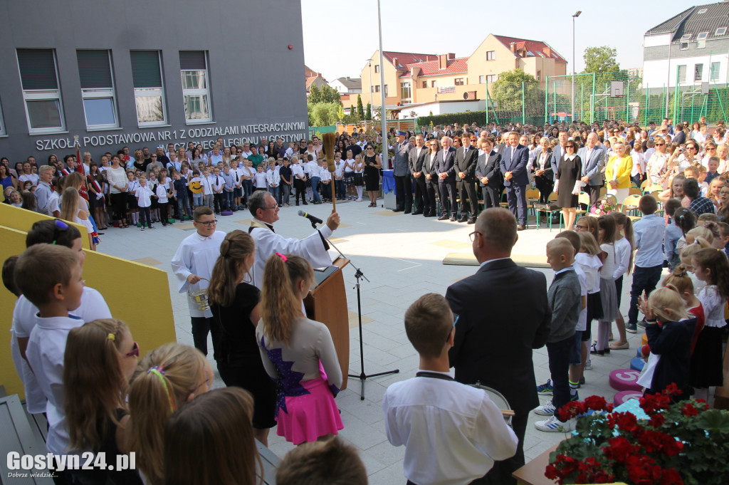 Otwarcie nowej części SP 1 w Gostyniu