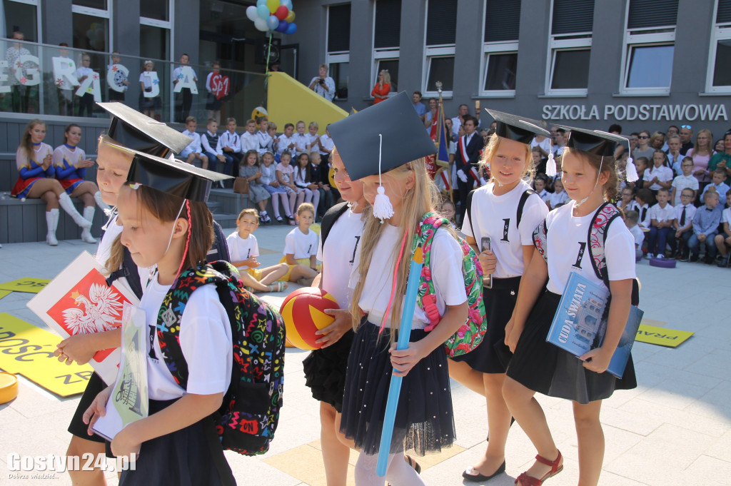 Otwarcie nowej części SP 1 w Gostyniu