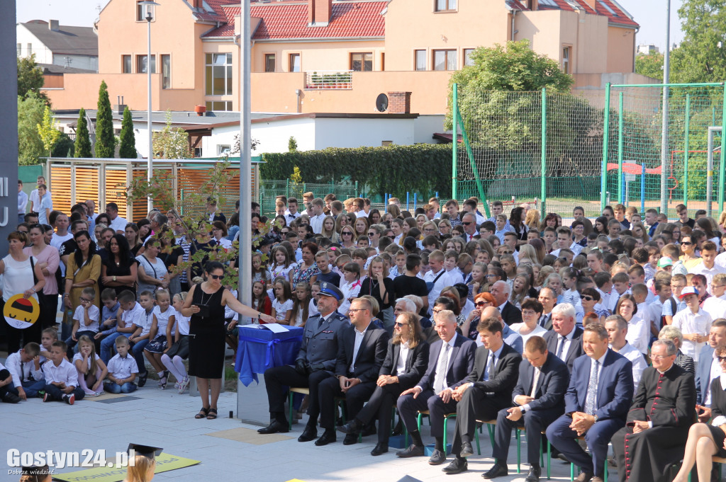 Otwarcie nowej części SP 1 w Gostyniu
