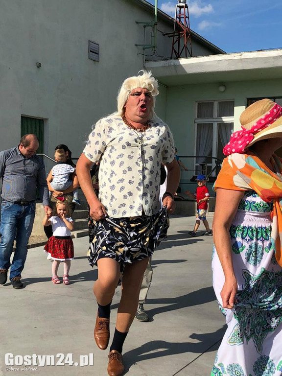 Roztańczona wieś na zakończenie lata