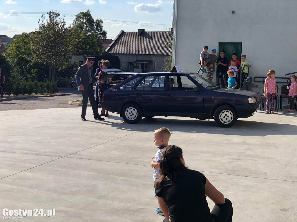Roztańczona wieś na zakończenie lata