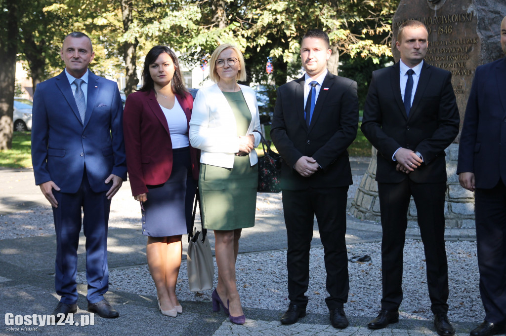 PiS pokazał kandydatów na radnych