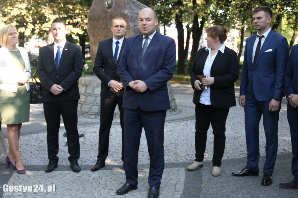 PiS pokazał kandydatów na radnych