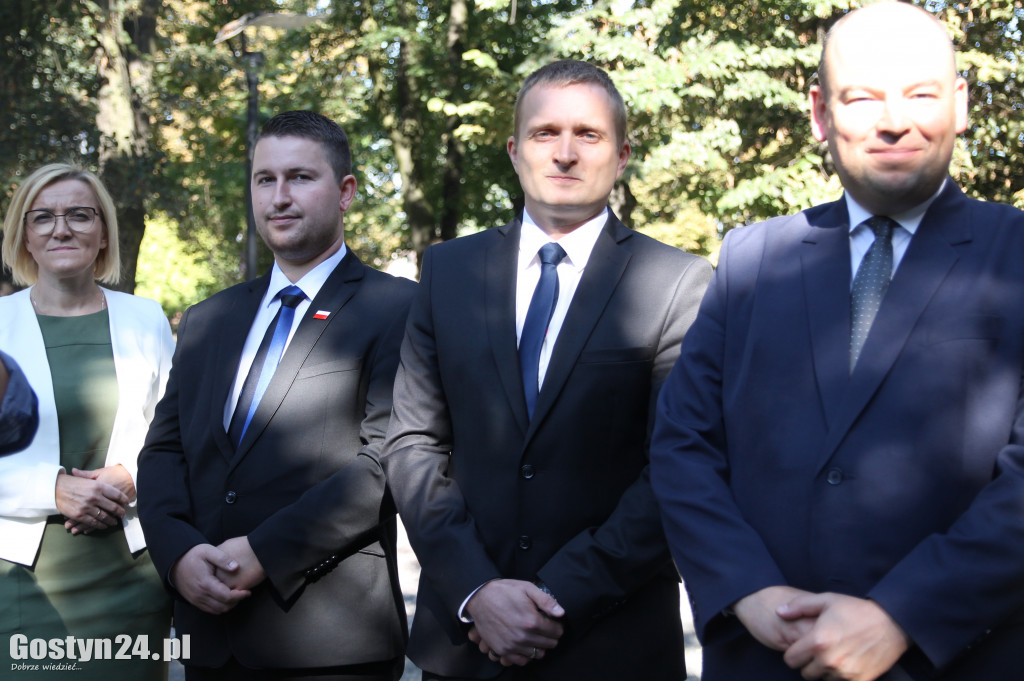 PiS pokazał kandydatów na radnych