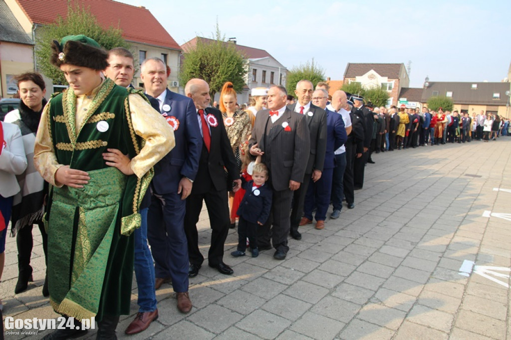 Blisko 300 osób zatańczyło Poloneza w Borku Wlkp.