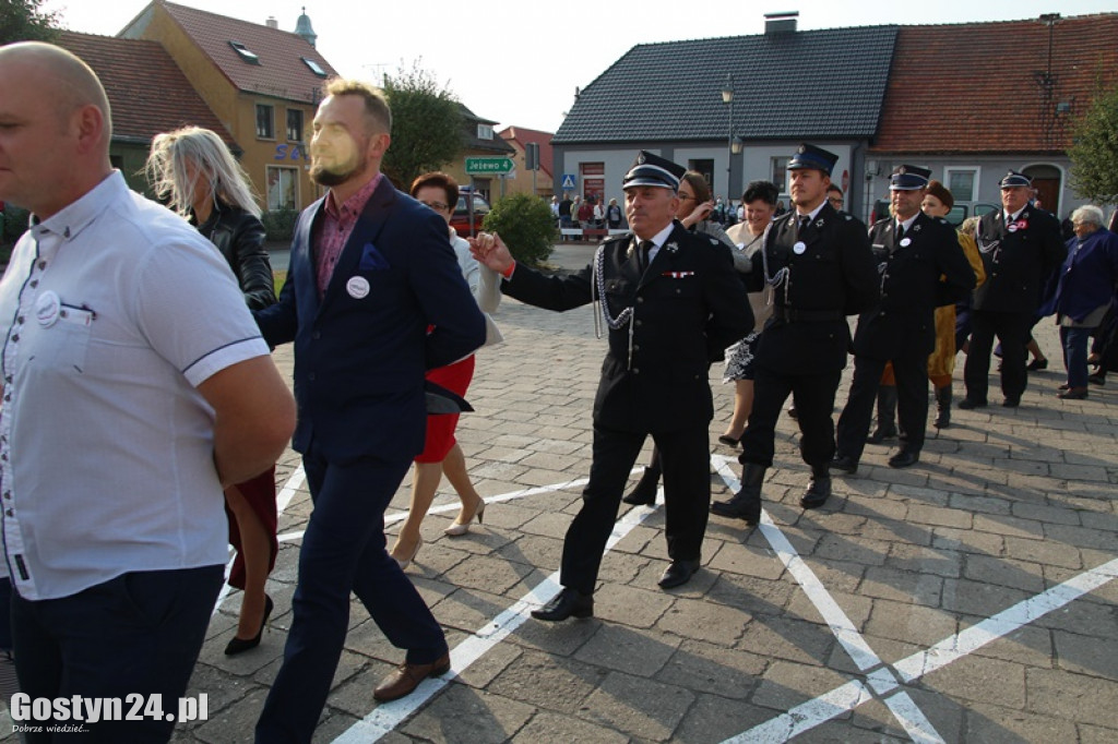 Blisko 300 osób zatańczyło Poloneza w Borku Wlkp.