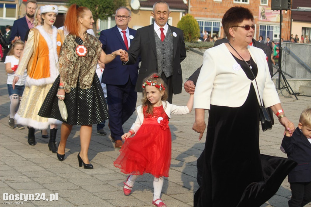 Blisko 300 osób zatańczyło Poloneza w Borku Wlkp.