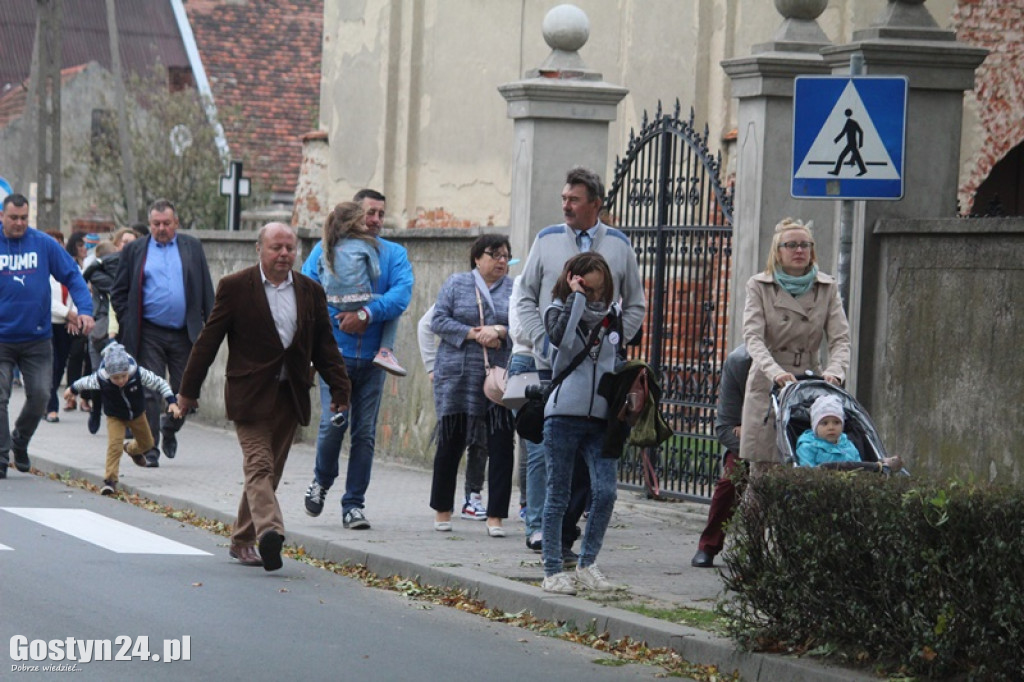 Blisko 300 osób zatańczyło Poloneza w Borku Wlkp.