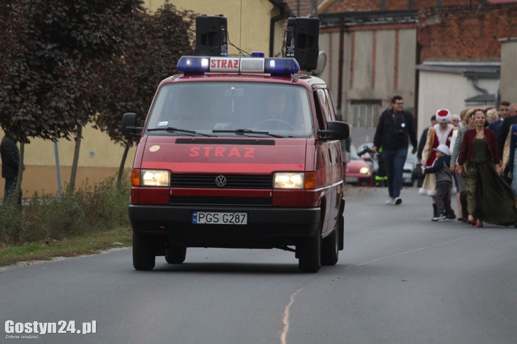 Blisko 300 osób zatańczyło Poloneza w Borku Wlkp.