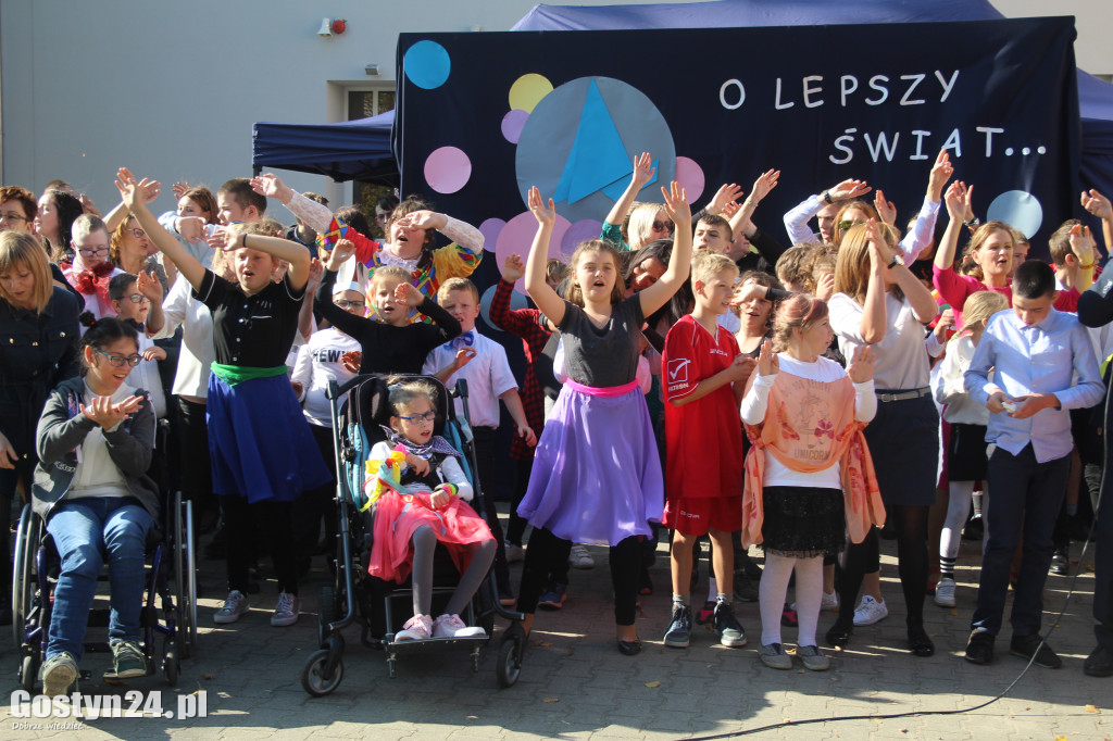 Otwarcie nowej części szkoły oraz hali w Brzeziu