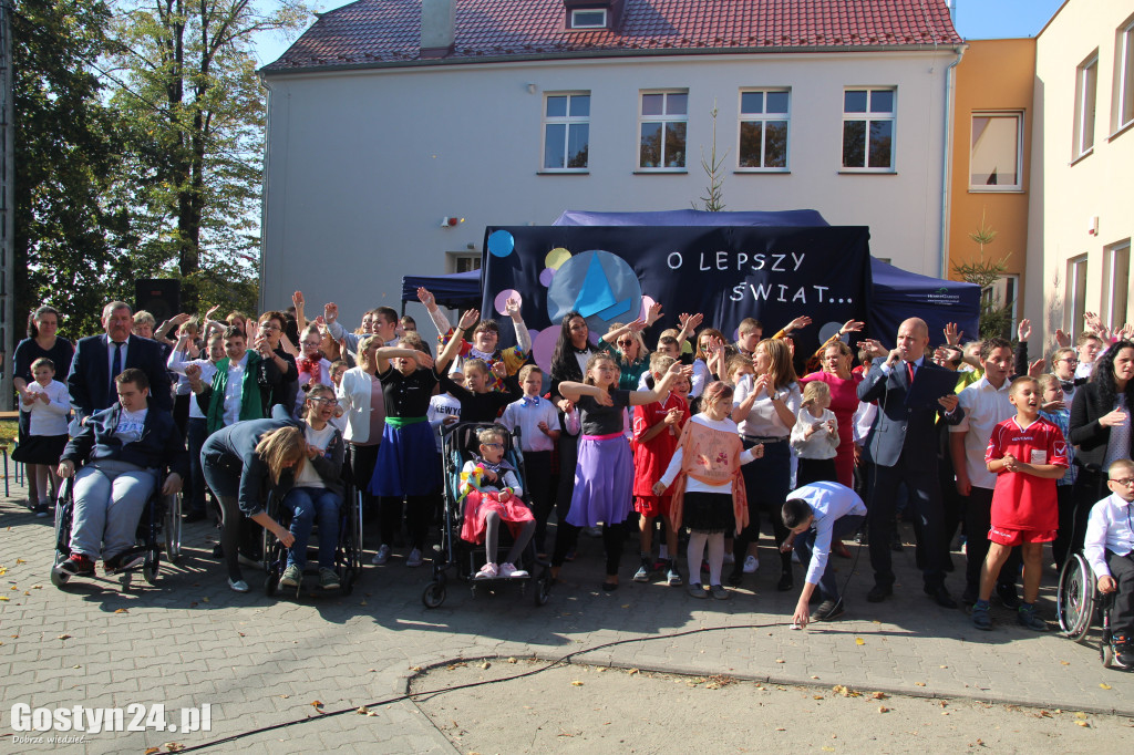 Otwarcie nowej części szkoły oraz hali w Brzeziu