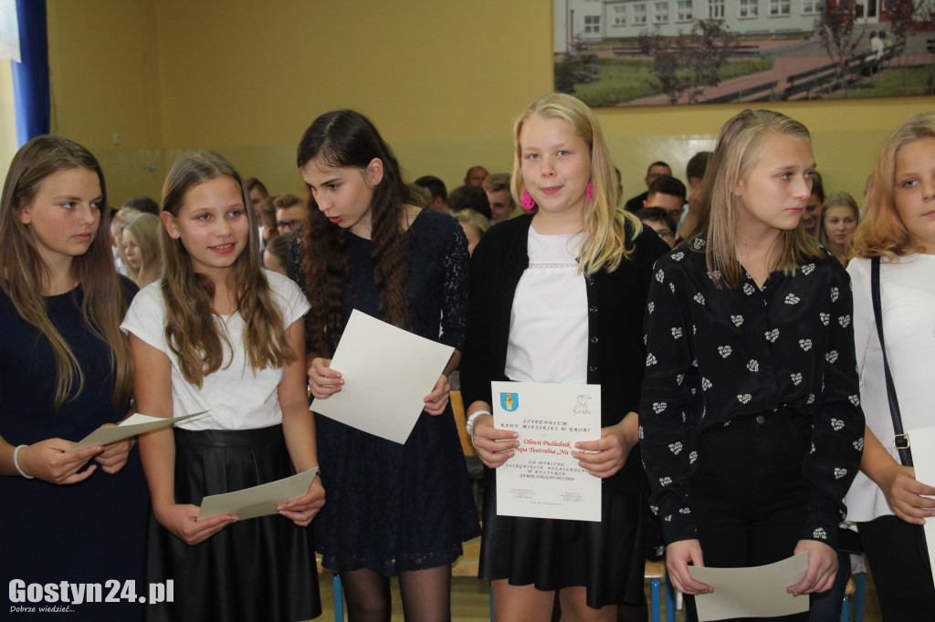 Stypendia dla uczniów z gminy Krobia