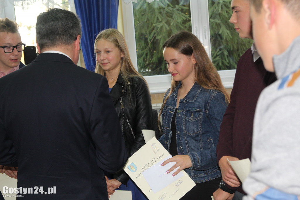 Stypendia dla uczniów z gminy Krobia