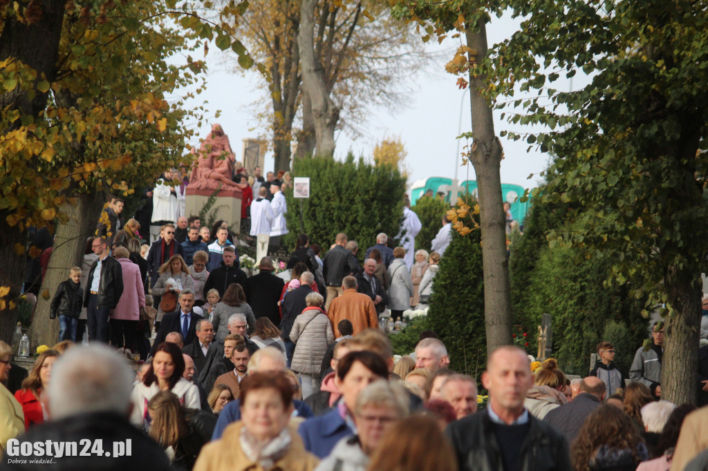 1 listopada na gostyńskim cmentarzu