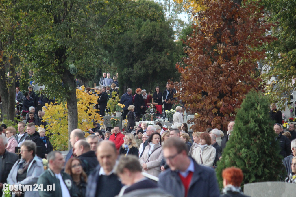 1 listopada na gostyńskim cmentarzu